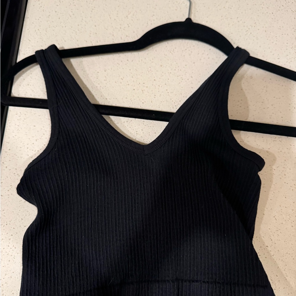 Black Ribbed Sleeveless Top